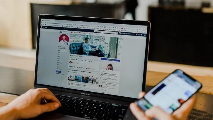 Cách tải hàng loạt video trên Facebook 