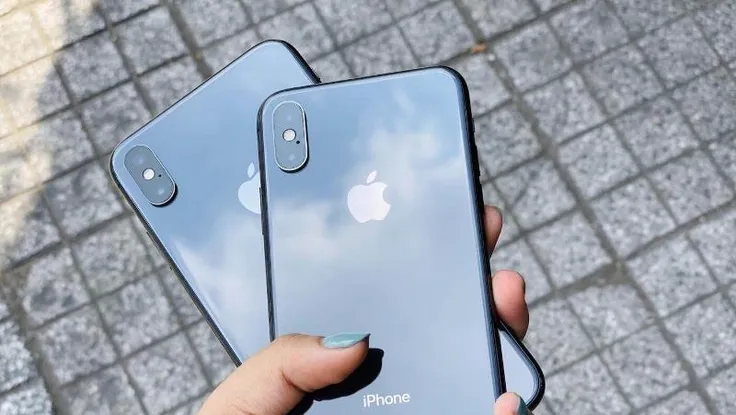 Nhiều mẫu iPhone cũ giảm giá gần 10 triệu đồng