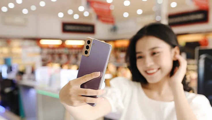 Samsung Galaxy S21 series đầu tiên đã đến tay người tiêu dùng