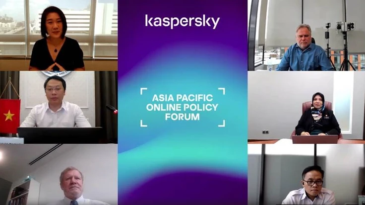 Công lý có tồn tại trên môi trường không gian mạng?