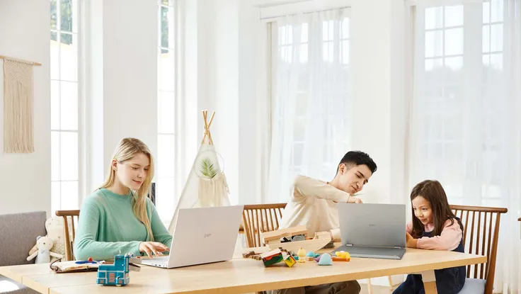 Lộ diện mẫu laptop siêu mỏng với thời lượng pin đến 22,5 tiếng