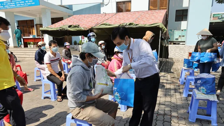 Cách tìm các điểm bán hàng thiết yếu xung quanh bằng MallFinder