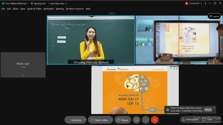Các chuyên gia nói gì về những thách thức và cơ hội khi dạy học online?