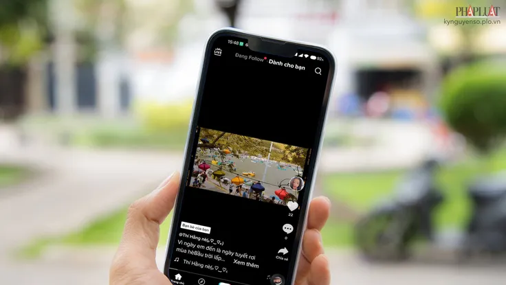Cách quay video TikTok 10 phút bằng Android hoặc iPhone