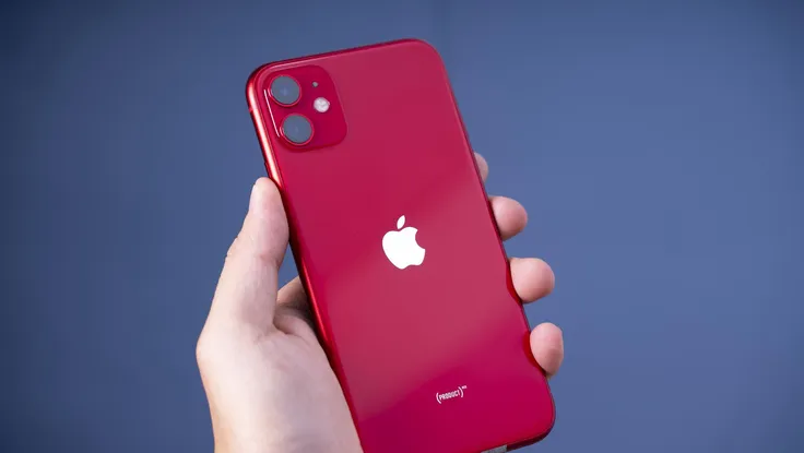 iPhone 11 giảm giá chỉ còn 12,6 triệu đồng