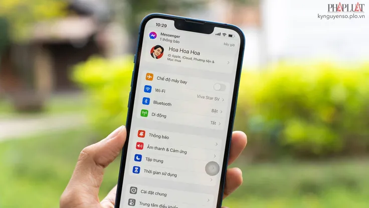 Điện thoại Samsung và iPhone giảm giá lên đến 10 triệu đồng