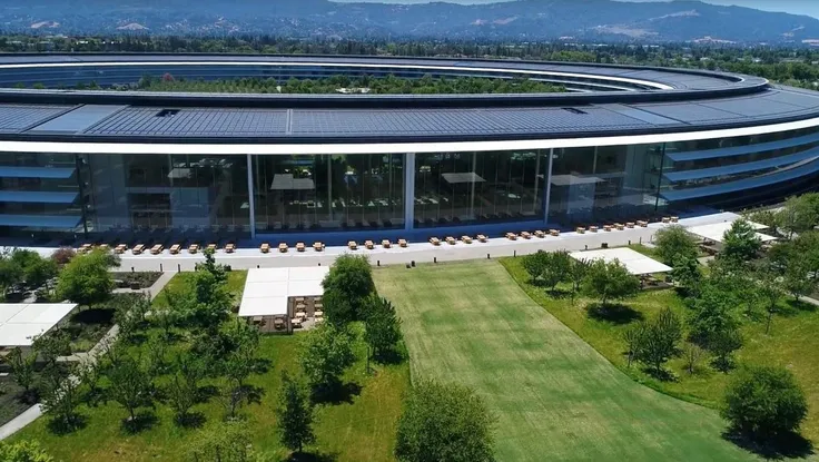 Giám đốc công nghệ Apple bỏ việc vì không muốn quay lại công ty 