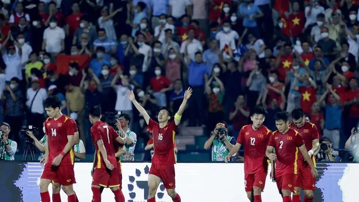 Người hâm mộ thể thao quan tâm gì nhất lúc này?