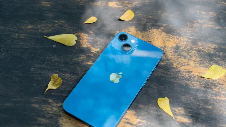 Nhiều mẫu điện thoại giảm giá đến 7,5 triệu đồng ngày 7-7 