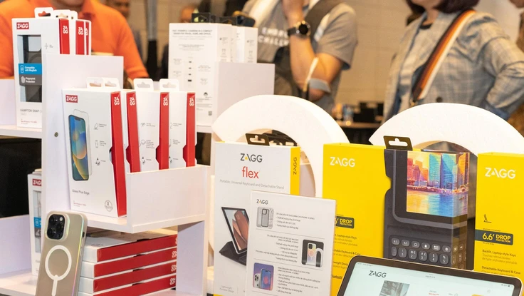 Những phụ kiện không thể thiếu cho người dùng iPhone