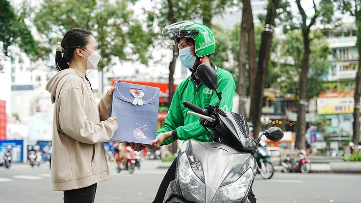 Nhiều ưu đãi hấp dẫn khi đặt đồ ăn trực tuyến 