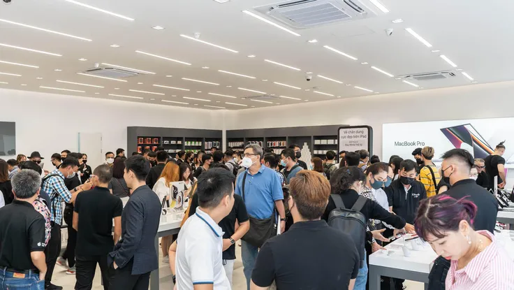 nhu cầu mua sắm điện thoại tăng mạnh dịp cuối năm