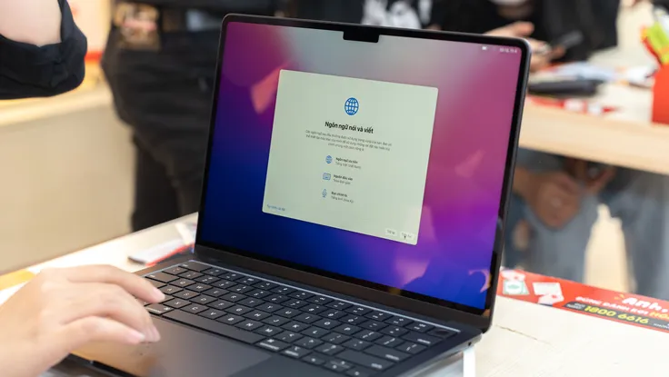 Apple sắp ra mắt máy Mac có màn hình cảm ứng?