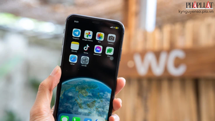 6 lý do bạn không nên mang điện thoại vào nhà vệ sinh