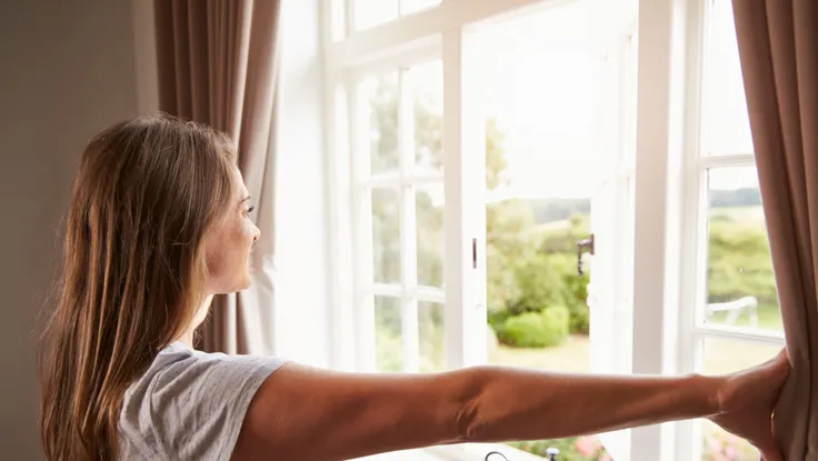 7 cách làm sạch không khí trong nhà mùa nắng nóng 