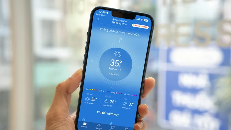 2 ứng dụng cảnh báo nắng nóng và chỉ số UV