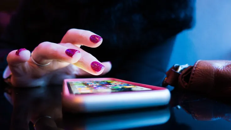 Cách bật tính năng chặn ảnh khỏa thân trên iPhone