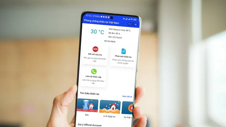 Gửi yêu cầu giúp đỡ qua Zalo khi nhà bị ngập
