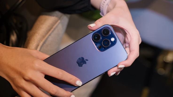 Giá iPhone 14 Pro Max giảm chỉ còn 25,79 triệu đồng