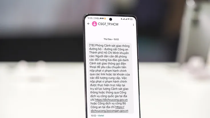Giả danh CSGT yêu cầu đóng phạt vi phạm hành chính