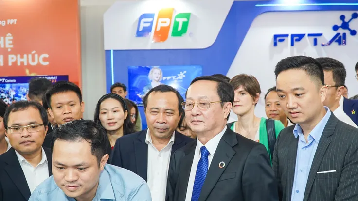 bộ trưởng huỳnh thành đạt tại ngày hội trí tuệ nhân tạo việt nam