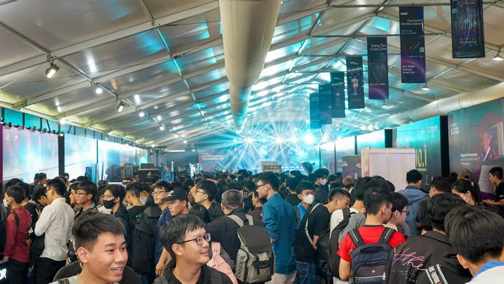 Intel Tech Camp 2023 thu hút nhiều bạn trẻ tham dự 