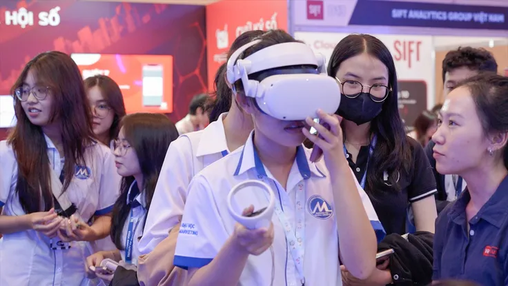 Giới trẻ là động lực thúc đẩy chuyển đổi số