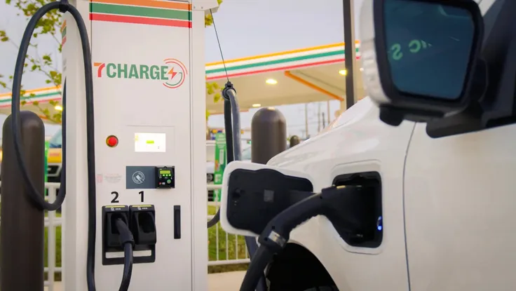 Xuất hiện pin xe điện có thể sạc đầy trong 5 phút