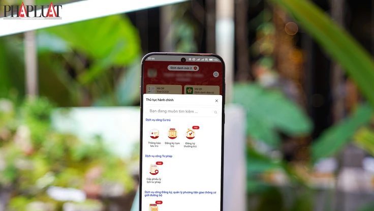 Cách đăng ký tạm trú online năm 2024 trên ứng dụng VNeID