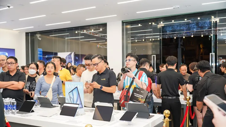 Hãng nào dẫn đầu thị trường điện thoại thông minh trong quý 4 năm 2024?