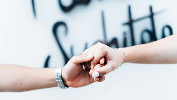 Facebook cảnh báo chiêu trò lừa đảo tình cảm trước ngày Valentine