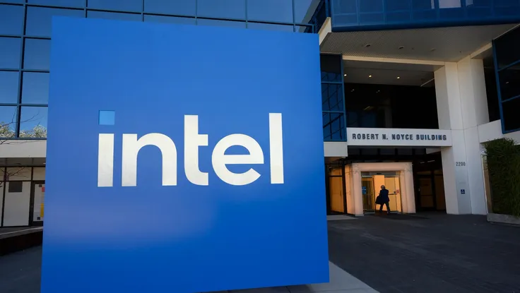 Intel sa thải 21.000 nhân viên: Bước ngoặt tái cấu trúc lớn nhất thập kỷ