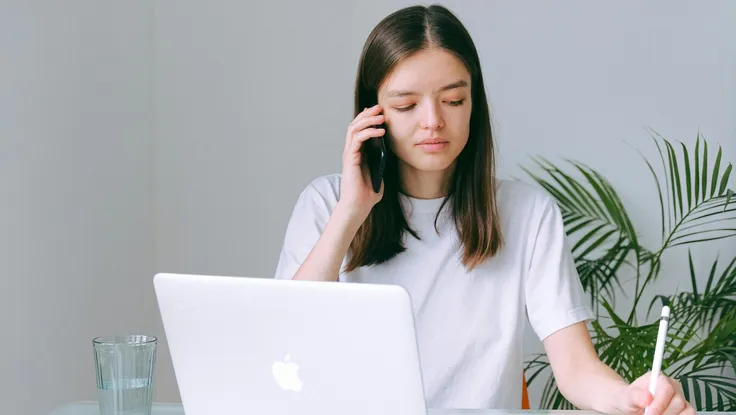 FBI cảnh báo người dùng iPhone và Android đừng nghe những cuộc gọi này