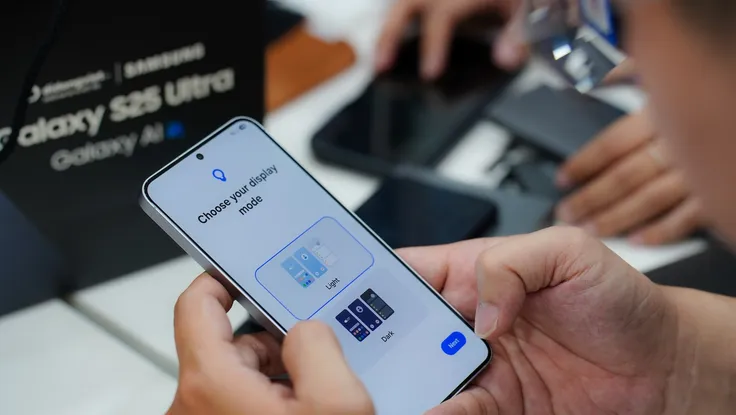 Nhiều mẫu điện thoại mới giảm giá mạnh đầu tháng 7