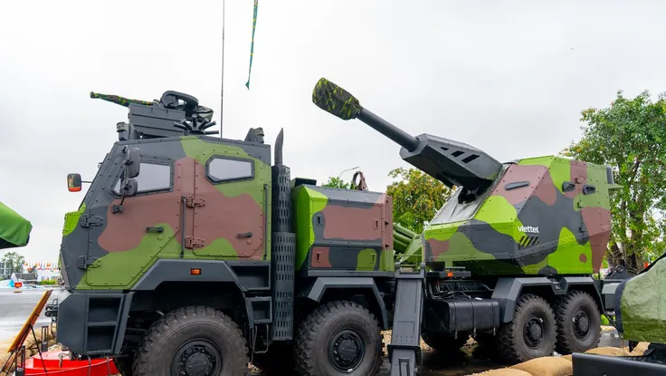 Nhiều khí tài công nghệ cao được giới thiệu tại triển lãm 80 năm Cách mạng tháng Tám