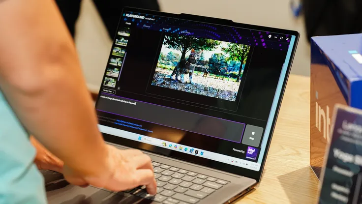 Intel ra mắt phần mềm AI Playground, biến PC thành công cụ AI cá nhân