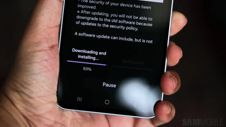 Thêm 2 mẫu điện thoại Samsung giá rẻ được cập nhật bảo mật tháng 11