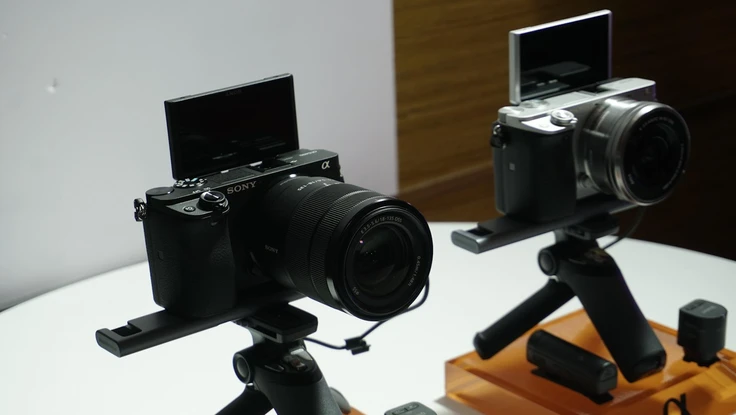 Sony ra mắt máy ảnh α6400 mới