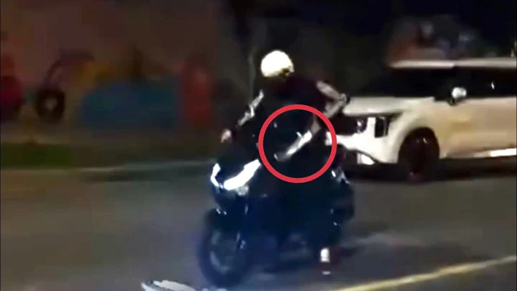 Nhóm thanh niên bị người lạ dùng hung khí tấn công gần cầu Ba Son