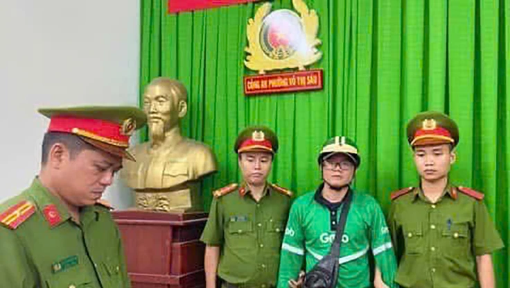 Lời khai phụ xe buýt và tài xế xe công nghệ xô xát ở quận 3