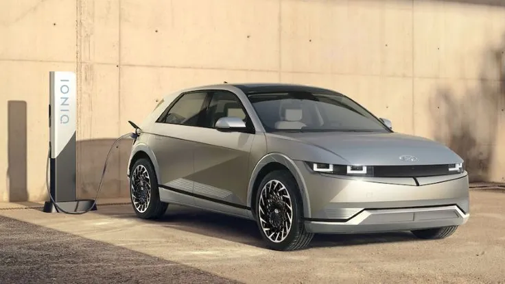 Xe điện Hyundai chỉ mất 18 phút sạc được 80% pin 