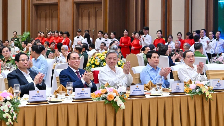 Tổng Bí thư Tô Lâm dự gặp mặt đại biểu Bộ Quốc phòng, Bộ Công an và Bộ Ngoại giao