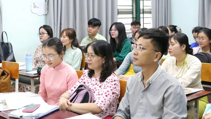 Đổi mới tư duy quản lý từ 'quản người' sang 'quản công việc'