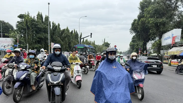 Hôm nay, TP.HCM tăng lượng mưa và đạt đỉnh triều cường