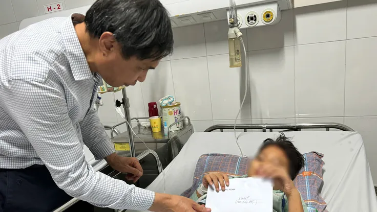 Vụ lật tàu ở vịnh Hạ Long: 'Tôi đang đi tìm thì nghe tiếng chú ơi cứu cháu với'