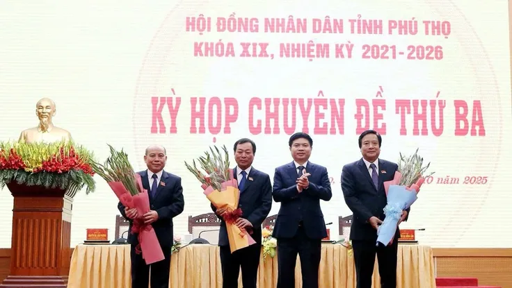 Ông Bùi Đức Hinh làm Chủ tịch HĐND tỉnh Phú Thọ