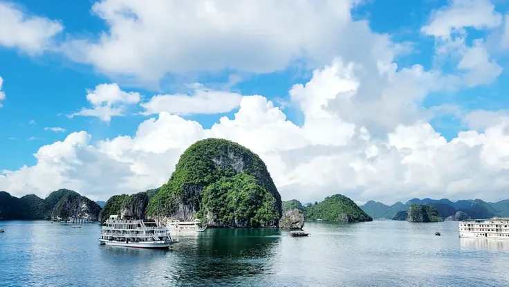 Quảng Ninh thành lập Ban Quản lý Di sản thế giới Vịnh Hạ Long - Yên Tử