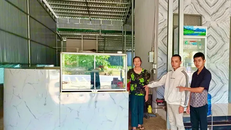 2 thanh niên giả chuyển khoản quỵt tiền cơm ở Lâm Đồng