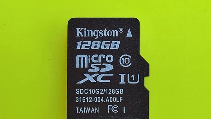 Thẻ nhớ cho điện thoại: Coi chừng mua nhầm 'hàng nhái'