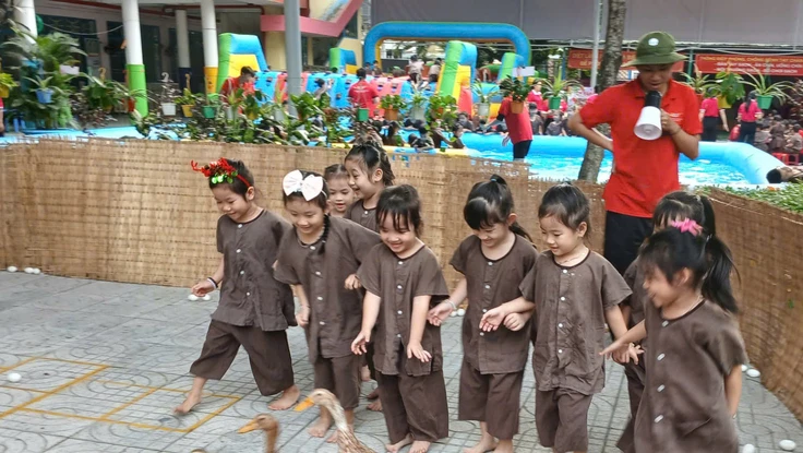 Sở GD&ĐT TP.HCM chỉ đạo siết chặt an toàn bơi và hoạt động ngoại khóa